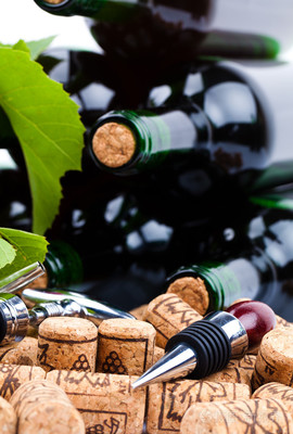 千年灵魂的现代守护者 透视葡萄酒瓶的设计美学